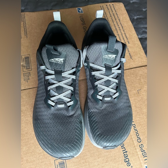 ALTRA Experience Wild 2 Men’s 13 Trail Running Shoes black/grey ALMOST NEW - Picture 7 of 16